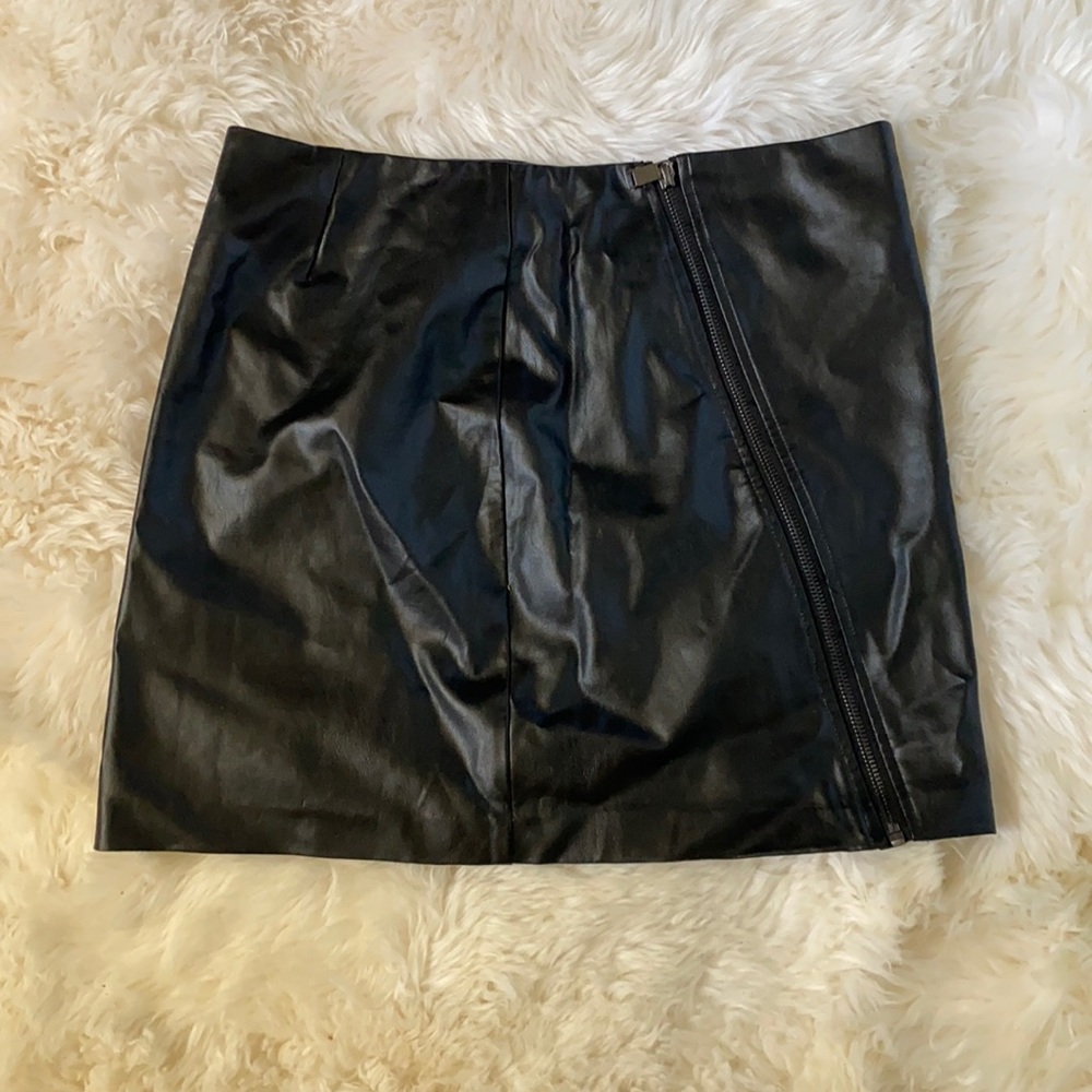 Faux leather mini skirt with zip detail